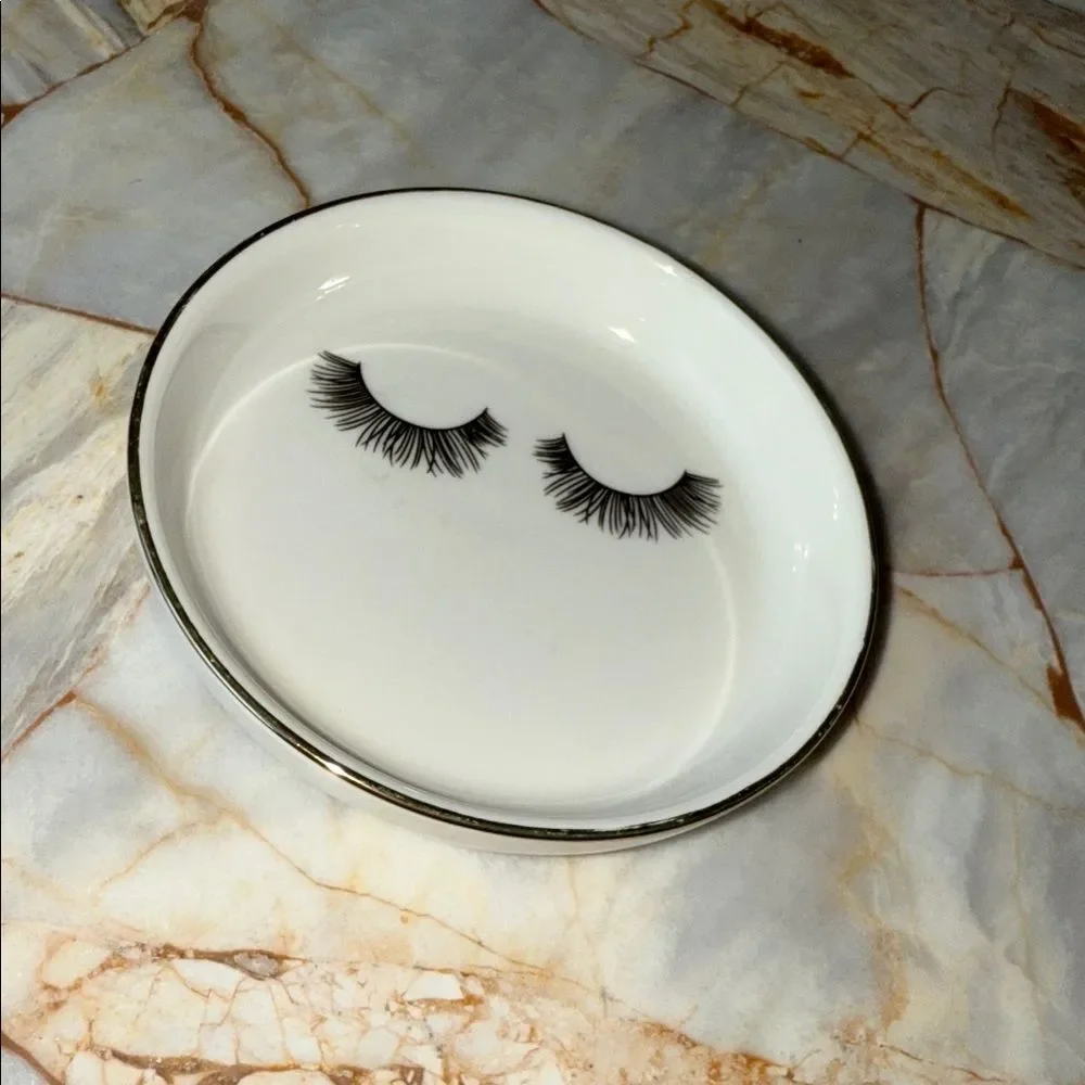 White Ceramic Eyelash Trinket Dish Gold Rim Jewelry Tray Round 4 Inch
